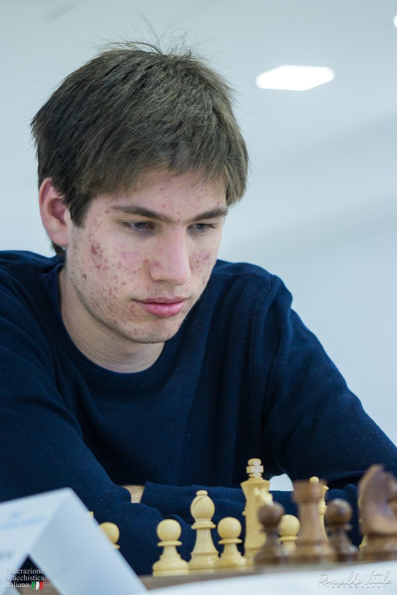 federscacchi's tweet photo. #scacchi Inizia domenica la European Chess Club Cup 2024 dell' @ECUonline, che vedrà la partecipazione di molti super Gm. Per l'Italia gioca Pedone Isolano, con Lodici, Gueci, Barp e Cappelletto (foto degli ultimi due). I dettagli: https://t.co/geTIAN1DXI https://t.co/W0a7k4rlUo