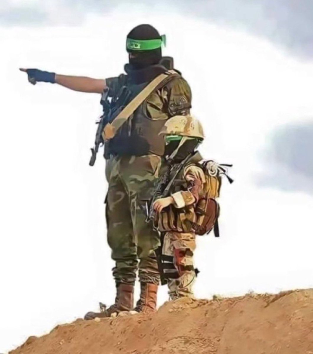 لن ينتهي النضال، ولن تموت القضية
فهي قضية عقيدة ودين
يحمل فيها الأبناء راية الآباء
#يحيى_السنوار 
#يحي_السنوار