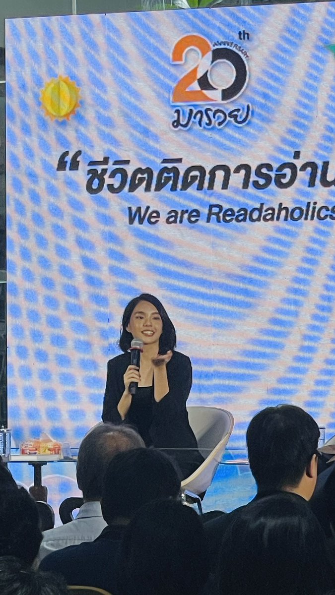 ylibraryhub's tweet photo. งานห้องสมุดมารวยครบรอบ 20 ปี เฌอปราง มาด้วย ว้าวๆ #CherprangAreekul #CherprangBNK48 #cherprang #marueylibrary #20thmarueylibrary #marueytalk https://t.co/YpDoy7vJBZ