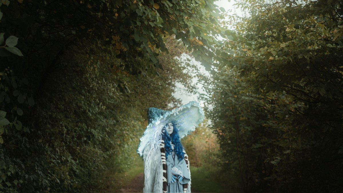 _StarrySoul_'s tweet photo. Posted this one on my insta but wanted you guys to also see it. Super proud of this cosplay 🥹🖤

#rannithewitch #eldenring https://t.co/It4L3nfTGr