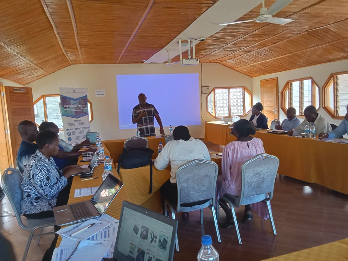 In his opening remarks at the EPMM-ENAP action planning meeting in Siaya convened by Access to Medicines Platform, Dr. Oruenjo-Director of Public Health, emphasized the importance of achieving EPMM-ENAP targets, conducting maternal death audits, and the role of the #RMNCAH Bill