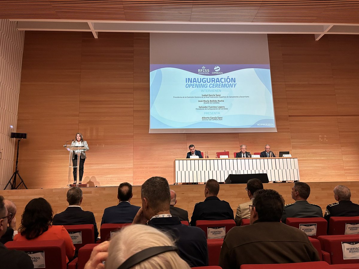 Great to see national and local government come together to look at the #drowning problem in Spain.  The <a href="/RFESS1/">RFESS</a> have had a busy year with lives lost ! Working together helps. Something the UK could learn and support lifesaving organisations