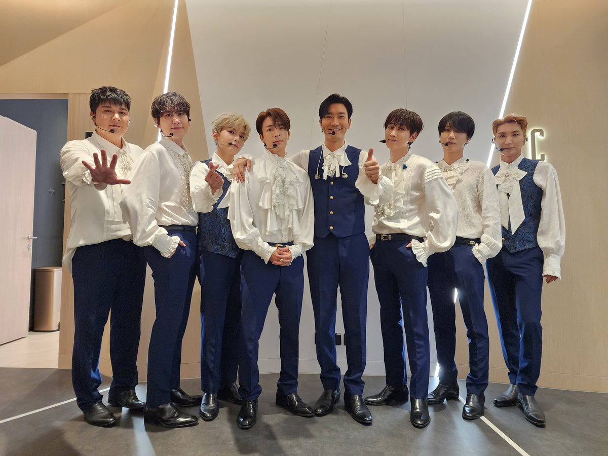 riacornelia's tweet photo. I vote #SUPERJUNIOR for #2024MAMAVOTE https://t.co/YUuicLr2sf