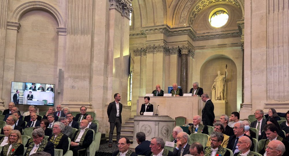 Laboratoire de Physique des Plasmas (@labphysplasmas) on Twitter photo Le 15/10 sous la Coupole <a href="/InstitutFrance/">Institut de France</a> a eu lieu la cérémonie de remise du prix Cécile de Witt Morette/Ecole de physique des Houches/Fondation CFM pour la recherche <a href="/AcadSciences/">Académie des sciences</a> à Sébastien Galtier, Pr. à <a href="/UnivParisSaclay/">Université Paris-Saclay</a> <a href="/LabPhysPlasmas/">Laboratoire de Physique des Plasmas</a>.
Plus d'infos: lpp.polytechnique.fr/Sebastien-Galt… Le 15/10 sous la Coupole <a href="/InstitutFrance/">Institut de France</a> a eu lieu la cérémonie de remise du prix Cécile de Witt Morette/Ecole de physique des Houches/Fondation CFM pour la recherche <a href="/AcadSciences/">Académie des sciences</a> à Sébastien Galtier, Pr. à <a href="/UnivParisSaclay/">Université Paris-Saclay</a> <a href="/LabPhysPlasmas/">Laboratoire de Physique des Plasmas</a>.
Plus d'infos: lpp.polytechnique.fr/Sebastien-Galt…