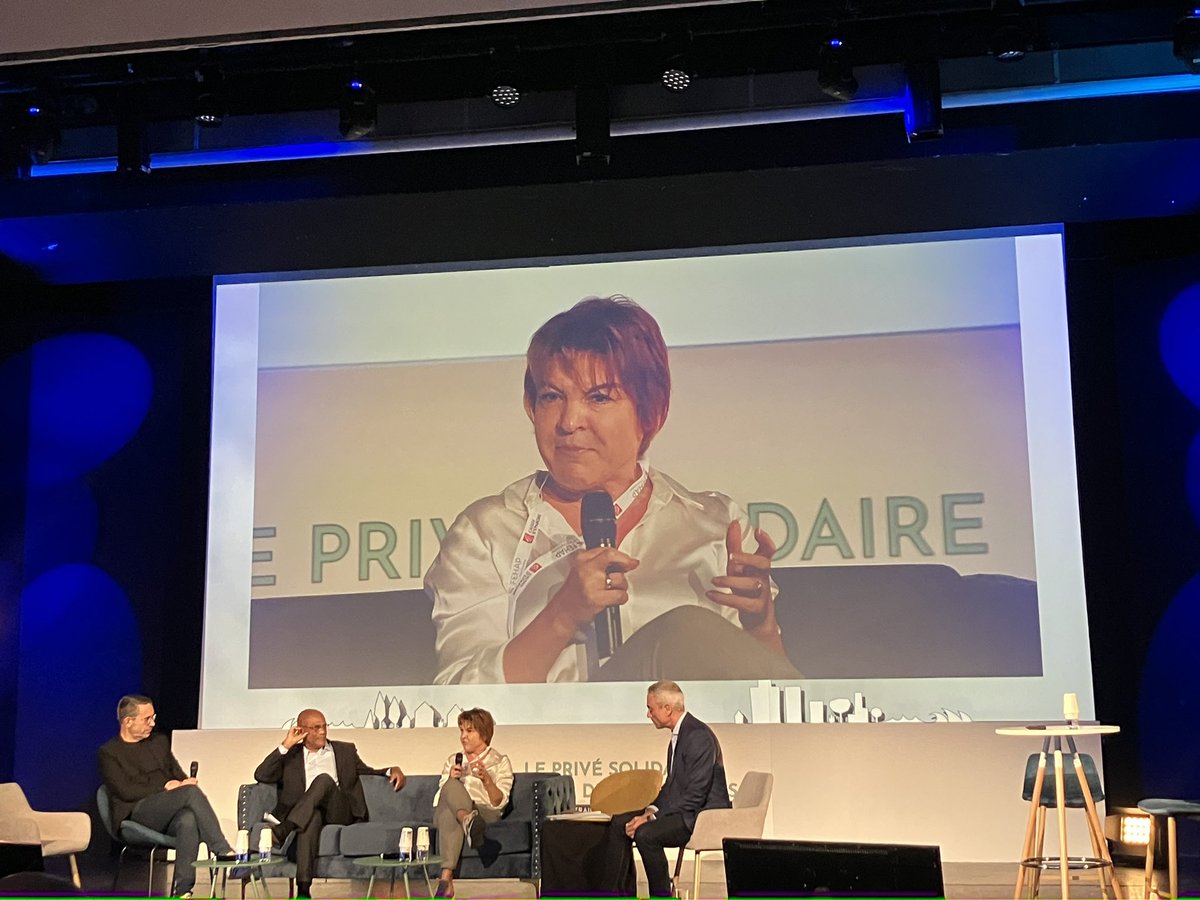 2ème jour de #Congrès pour la <a href="/FEHAP_actu/">FEHAP</a> avec une 1ère table ronde : Contexte #insulaire : la contrainte comme facteur de créativité et d’#Innovation 
Parmi les intervenants de cette table ronde, nous avons l’honneur d’accueillir 
<a href="/SenateurDTheoph/">Dominique Théophile</a> , Sénateur de la Guadeloupe.
