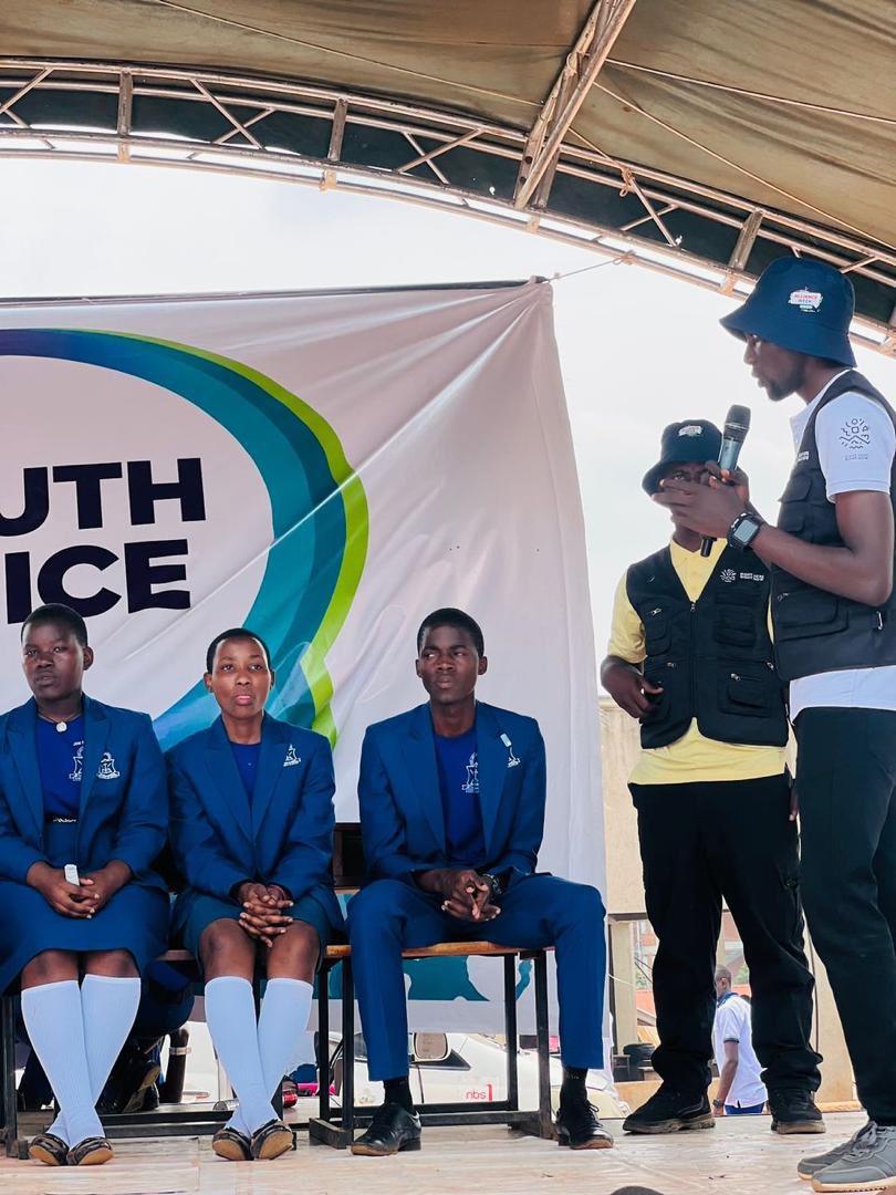 SRHRAllianceUg's tweet photo. menstruation, personal hygiene, STIs, and teenage pregnancies, among others.
Our team learned  that while the students had information, some of it was inaccurate. We were able to provide the correct information and support them.
#SRHR4All
#UnlockMySRHR https://t.co/F4nna3m7Bd