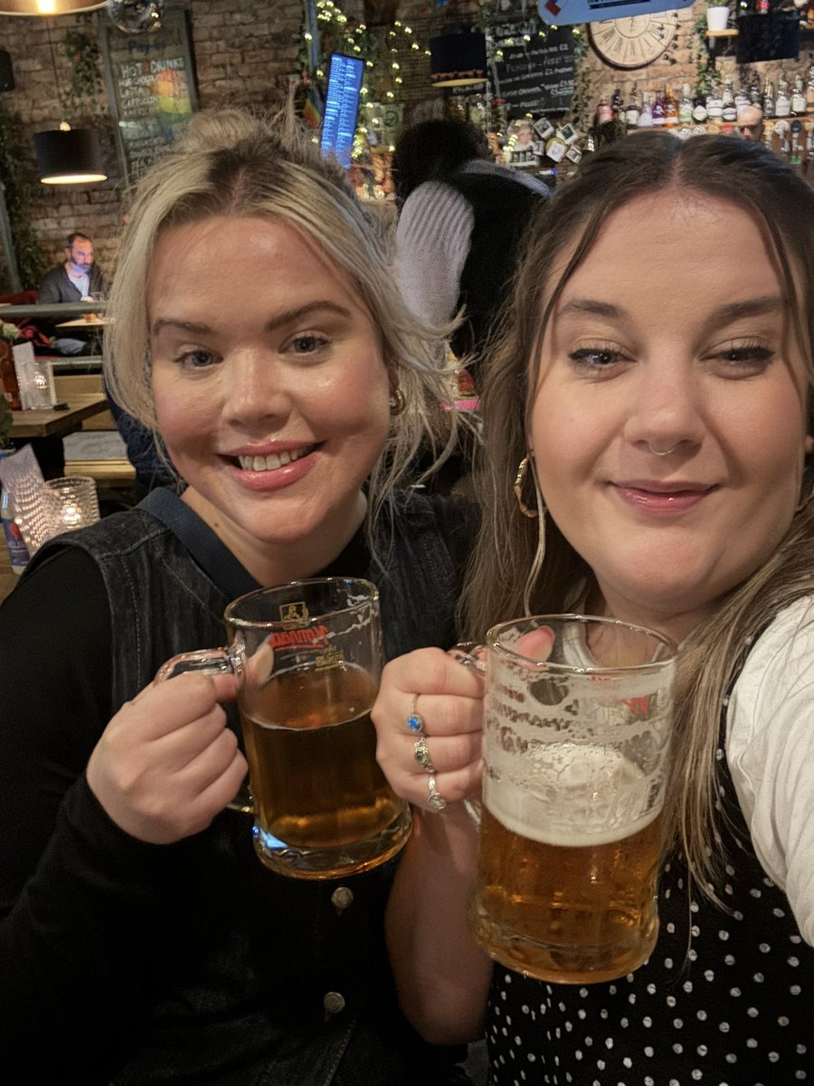 Jobonomatopoeia's tweet photo. Me and our @bethaliceriley on Czech lager Konrad last night. A delightful drop but am now in #worldofpain https://t.co/hTIwhXfFWB
