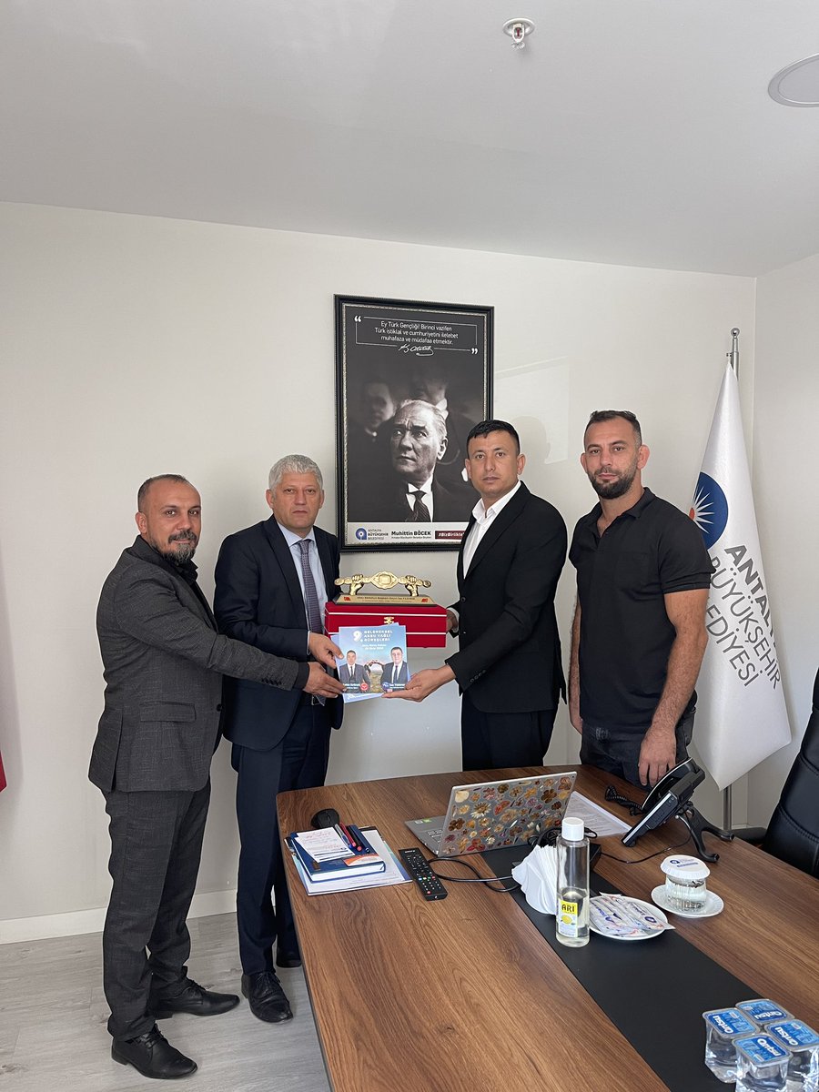 𝐃𝐫. 𝐃𝐮𝐫𝐦𝐮𝐬 𝐀𝐥𝐢 𝐀𝐑𝐒𝐋𝐀𝐍 (@drdaliarslan) on Twitter photo Bu yıl Aksumuzda yapılacak olan güreşlere Aksu Belediye Başkanımız İsa YILDIRIM ve ekibi çok emek verdi. Güzel bir organizasyon yapıldı. <a href="/BocekMuhittin/">Muhittin Böcek</a> başkanımız da büyük destek sağladı.
Sağolsunlar bana da bir ömür saklayacağım Altın Kemer Davetiye takdim ettiler.
Tüm Bu yıl Aksumuzda yapılacak olan güreşlere Aksu Belediye Başkanımız İsa YILDIRIM ve ekibi çok emek verdi. Güzel bir organizasyon yapıldı. <a href="/BocekMuhittin/">Muhittin Böcek</a> başkanımız da büyük destek sağladı.
Sağolsunlar bana da bir ömür saklayacağım Altın Kemer Davetiye takdim ettiler.
Tüm
