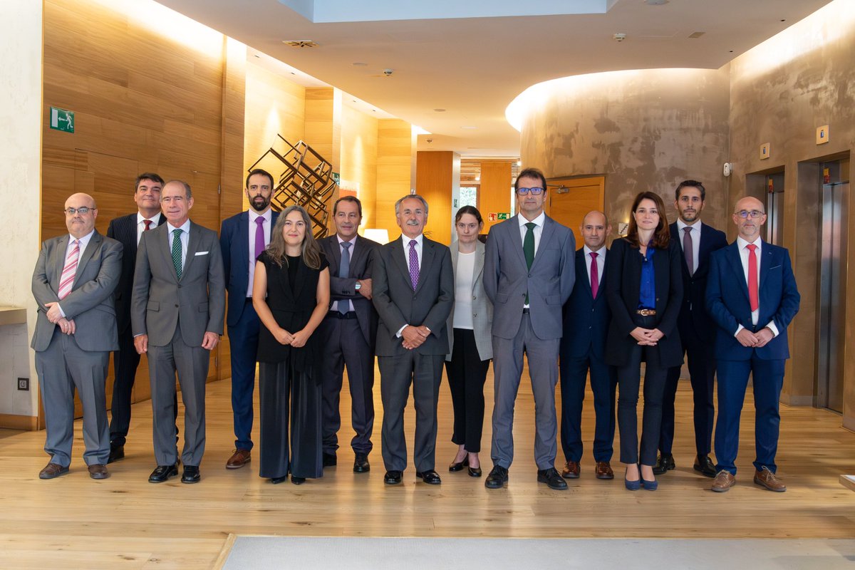 🏁Hoy termina nuestro #TechDay2024, una semana en la que nuestros expertos tecnológicos han visitados los Centros Tecnológicos más punteros de San Sebastián para conocer los últimos  proyectos en I+D+i, intercambiar conocimientos con sus profesionales y aumentar su curiosidad e