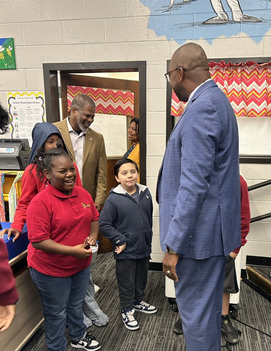 Marshall Elementary School tweet media