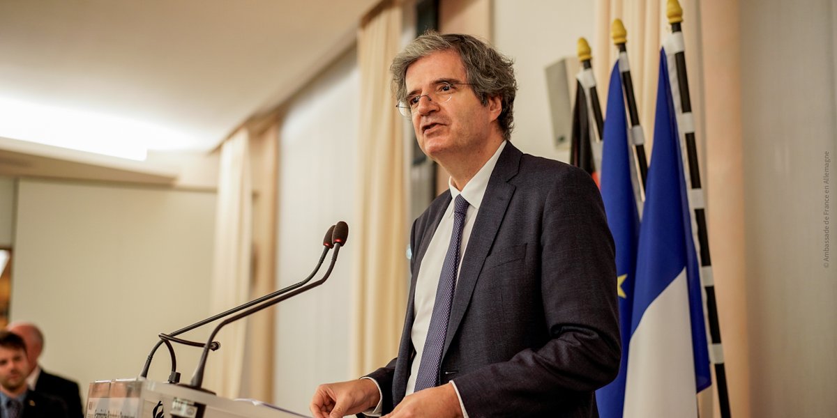 Amb_Delattre tweet picture