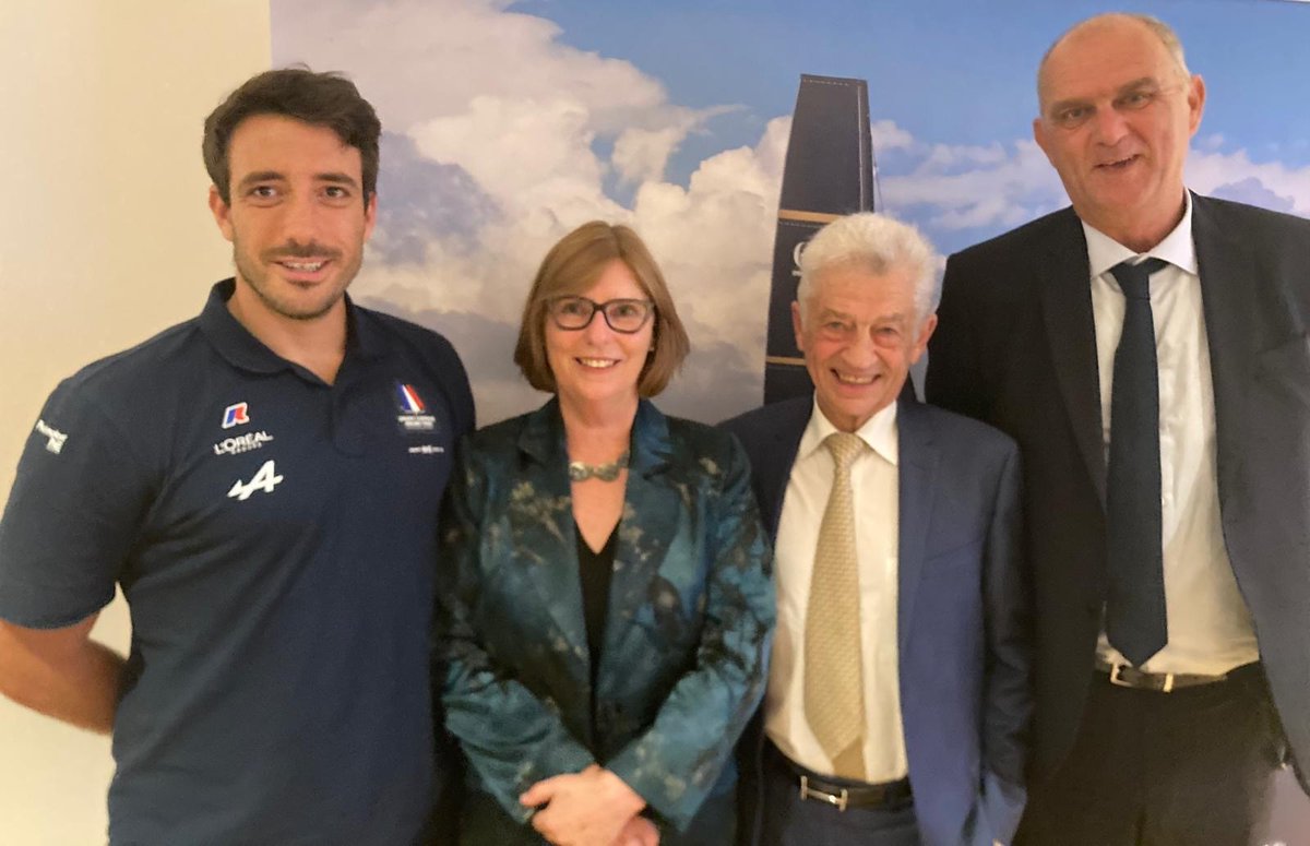 While <a href="/EmiratesTeamNZ/">EmiratesTeamNZ</a> battles it out in Barcelona defending the <a href="/americascup/">americascup</a>, I enjoyed meeting <a href="/LouisVuitton/">Louis Vuitton</a> Cup challenger <a href="/oe_teamofficial/">Orient Express Racing Team</a> at the <a href="/museemarine/">Musée national de la Marine</a> last night. So many 🇫🇷🇳🇿 connections in the sailing world and great to have a French team competing in the Cup again.