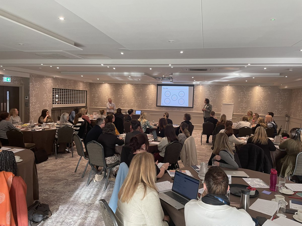 St John Vianney English Hub tweet media