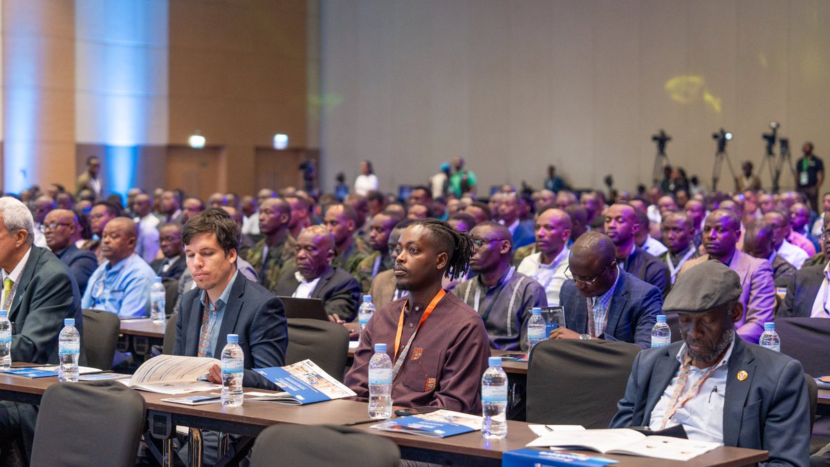 RSSB_Rwanda's tweet photo. 🏗️Our Head of Real Estate, Paola Musoni, participated in the Global Engineering Conference, where she presented RSSB's commitment to building sustainable, wellness-focused communities. 

She highlighted our award-winning Vision City Phase 2, which incorporates eco-friendly designs, energy-efficient solutions, and wellness features that promote a healthier lifestyle.

#GECO2024