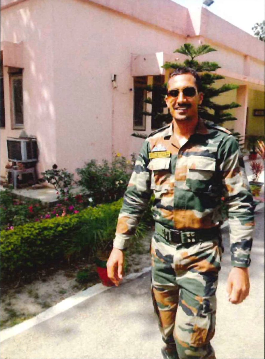 MahaRathii's tweet image. Some Heroes wear Uniform !!🔥🔥🇮🇳

#VikashYadav 🫡