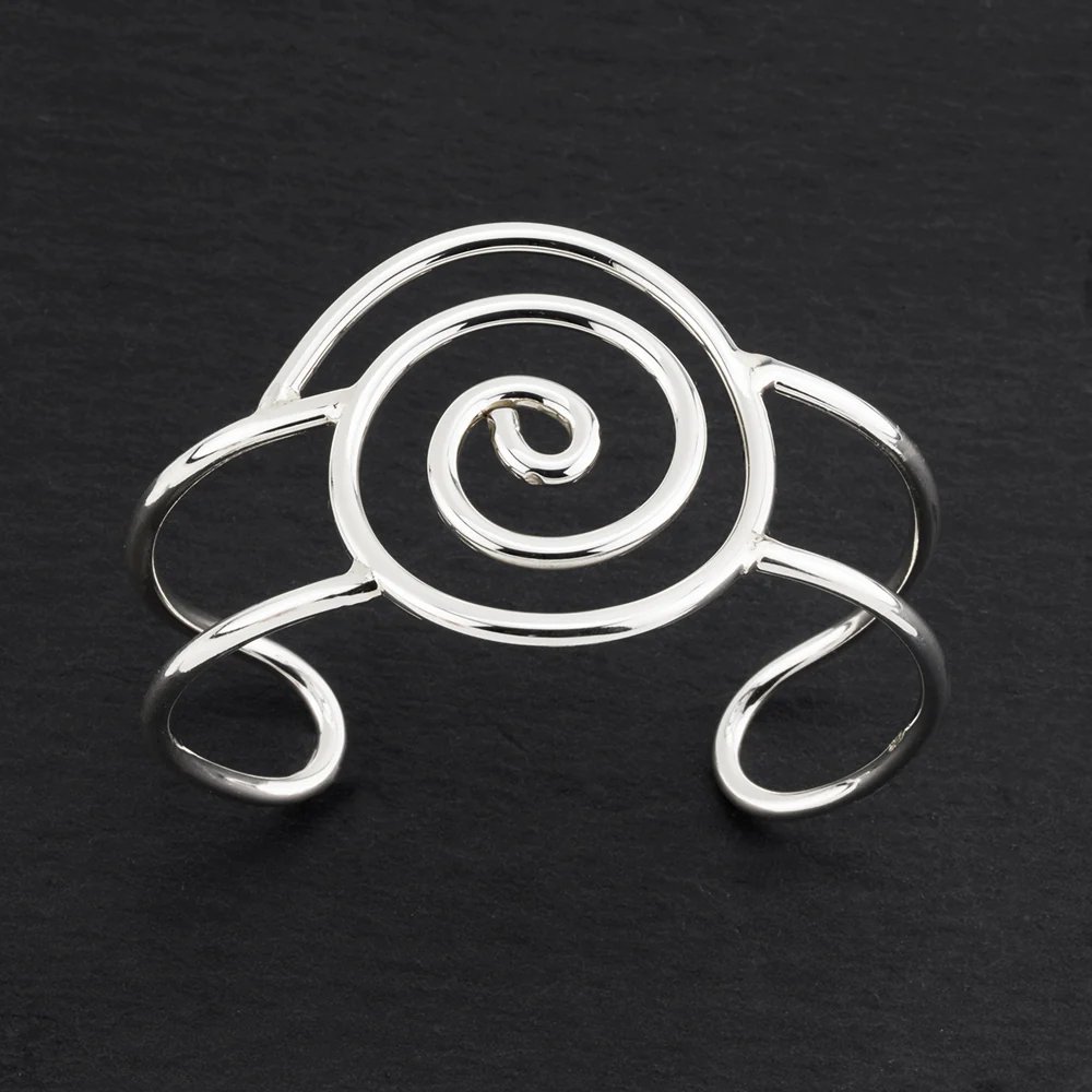 revekarose's tweet photo. Large Sterling Silver Spiral Cuff Bracelet. https://t.co/kbvDXaoAru