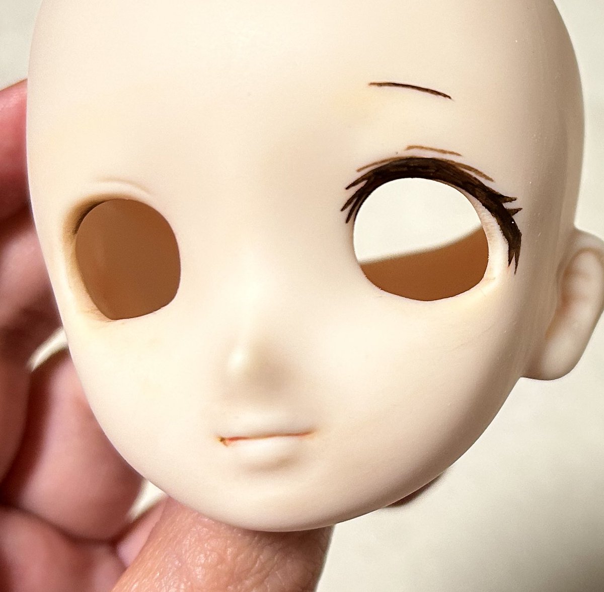 puidol's tweet photo. 猛練習中
今日で始めて3日目、少し良くなってきた？

#ドール　#MDDはいいぞ  #MDD  #カスタムヘッド https://t.co/YZ4FDMPV9j