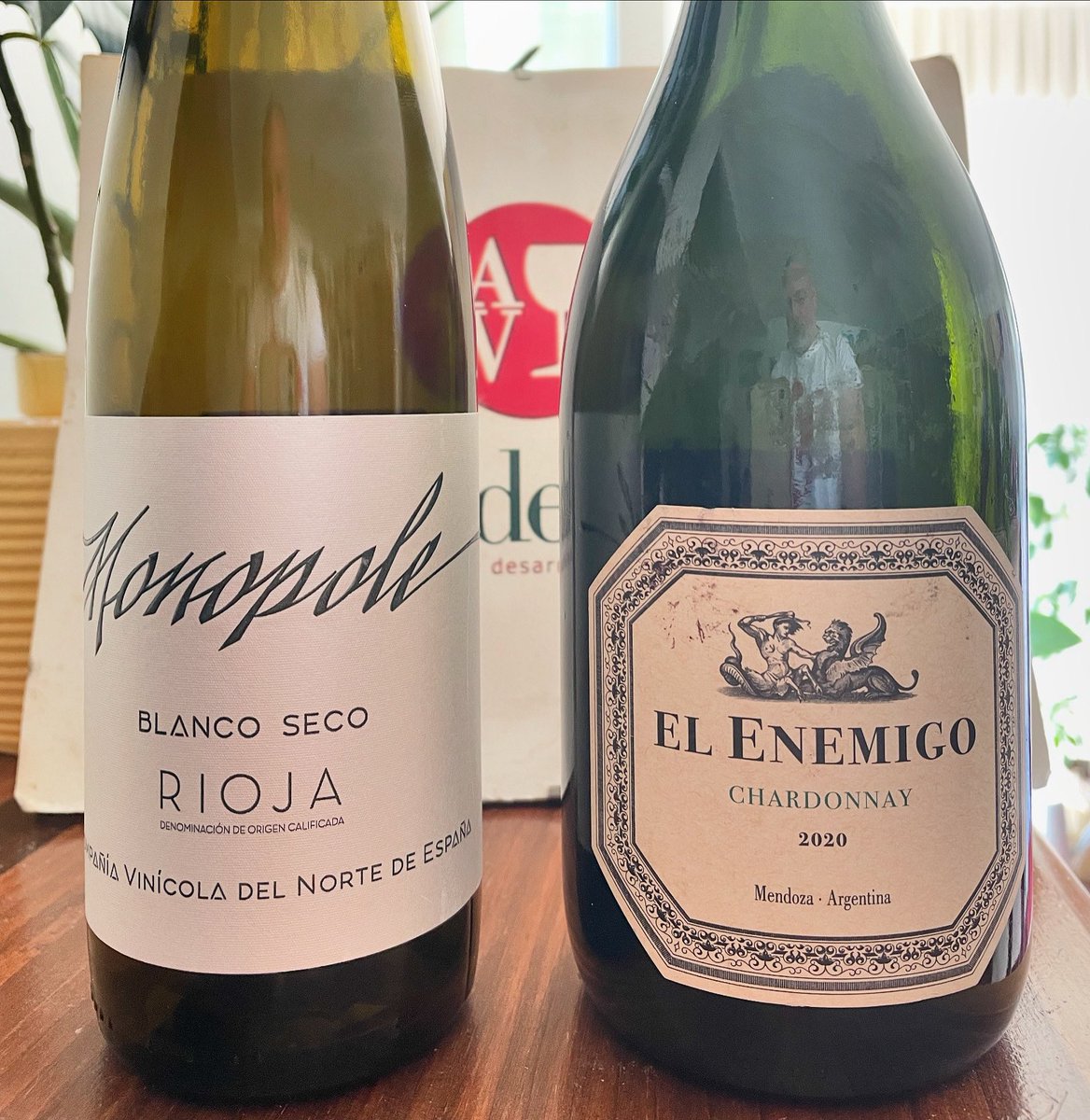 Dos estilos que me han gustado mucho, Monopole de <a href="/Cvne/">CVNE</a> hacia muchos años que no lo cataba y me sigue gustando mucho, bien definido y recto. 
La Chardonnay de <a href="/alevigilmalbec/">Alejandro Vigil</a> redonda y tensa, deliciosa. 

#vino #wine #wein