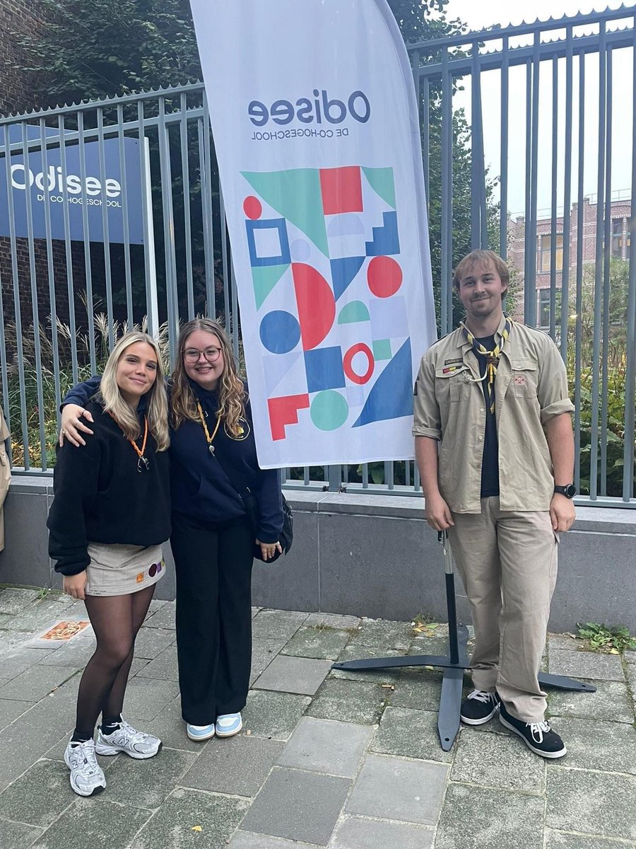 Odisee campus Dilbeek (@odiseeparnas) on Twitter photo Uniform aan, glimlach op!
Onze studenten vieren de dag van de jeugdbeweging.
#Jeugdbeweging #DagVanDeJeugdbeweging #dvdjb <a href="/odiseehogesch/">Hogeschool Odisee</a> Uniform aan, glimlach op!
Onze studenten vieren de dag van de jeugdbeweging.
#Jeugdbeweging #DagVanDeJeugdbeweging #dvdjb <a href="/odiseehogesch/">Hogeschool Odisee</a>