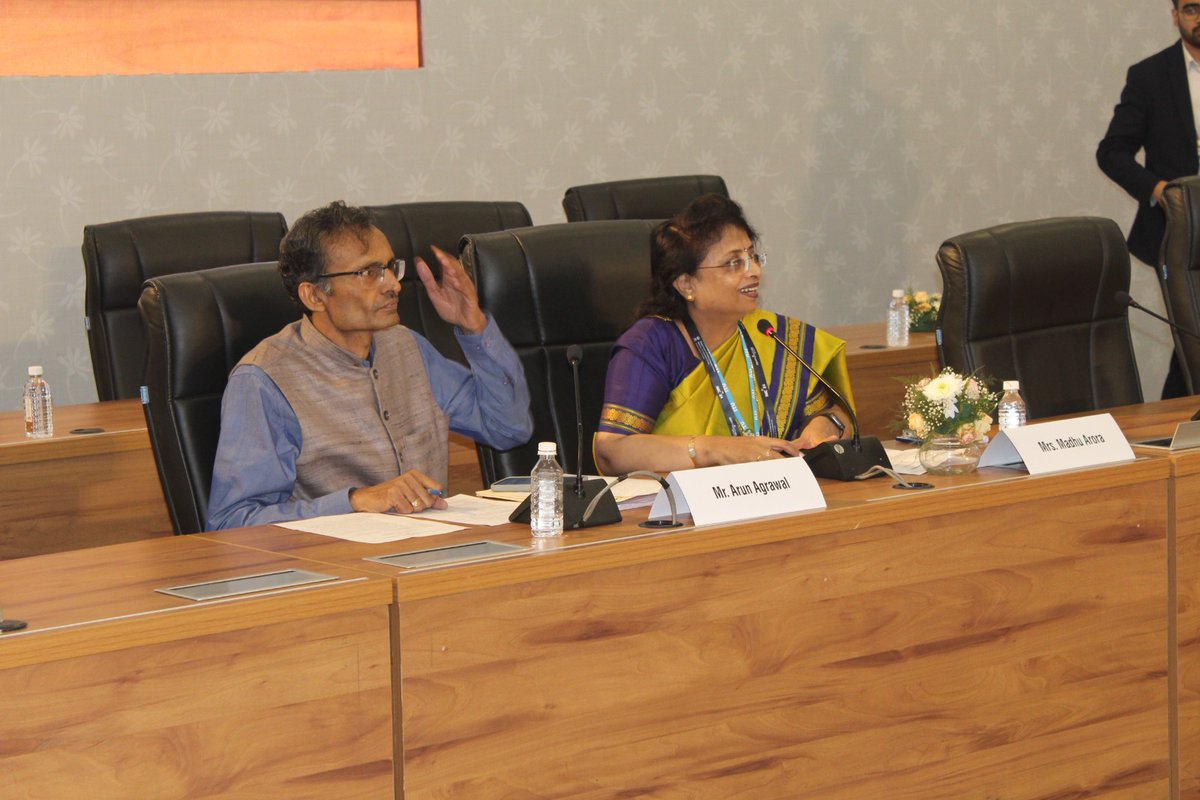 BSNLCorporate's tweet image. Sh. A. Robert Jerard Ravi, @CMDBSNL, joined as a distinguished panelist in the insightful discussion on &apos;Integration of IMT and Non-Terrestrial Network (NTN).&apos; He delivered a presentation on the transformative potential of NTN and IMT.
#BSNLAtIMC #IMC2024 #TheFutureIsNow