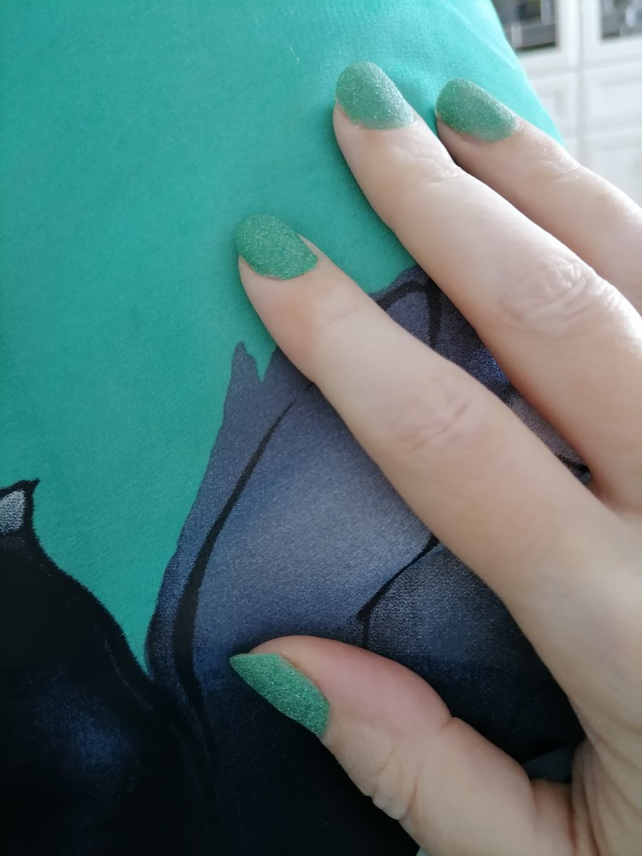 lysblanche2's tweet photo. Из Хуиттера очередной исход, а я напоминаю, что я переселилась в блюскай и это было лучшее решение, которое я могла принять ради сохранения кукухи. Так что вот вам мои ноготочки и кошочки. https://t.co/l1jPO1xiG0