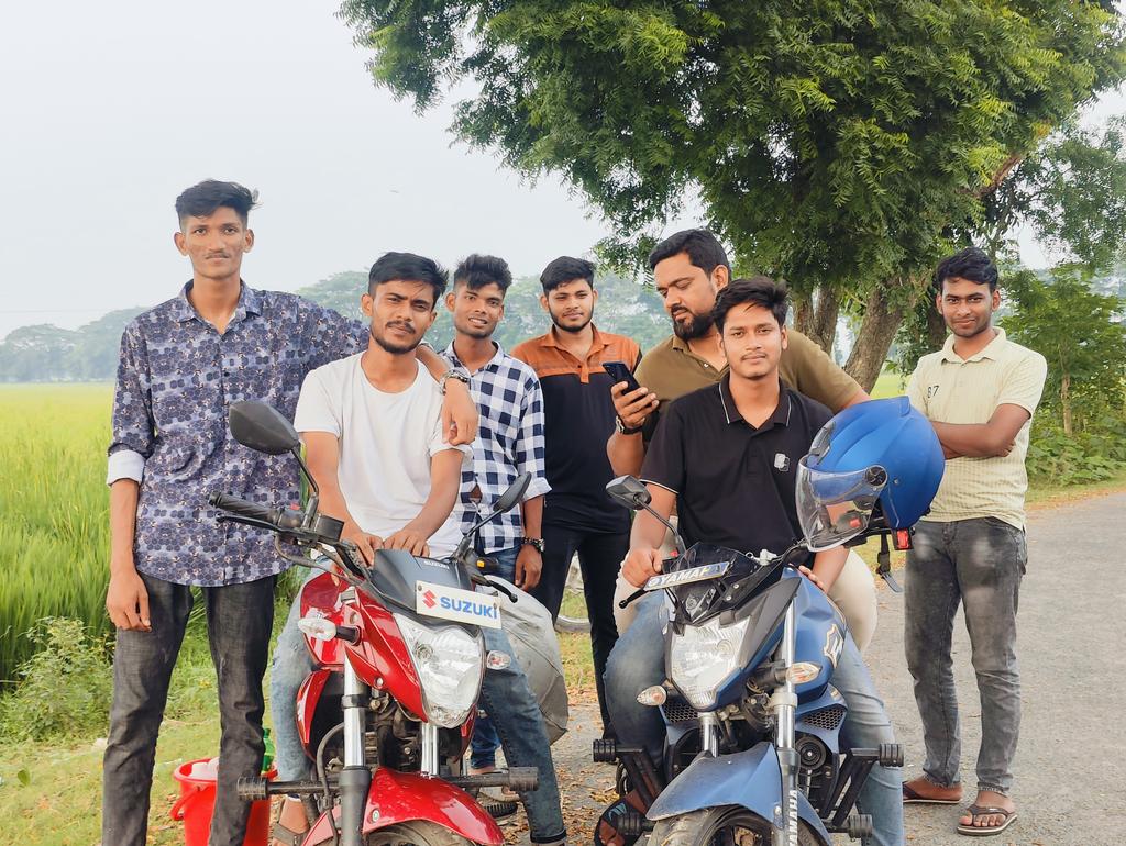 twittearafat's tweet photo. - বন্ধুদের সাথে কাটানো সময়গুলো জীবনের সেরা সময় 💙

📌 বাবুডাইং https://t.co/m3Pp7ZzTtM