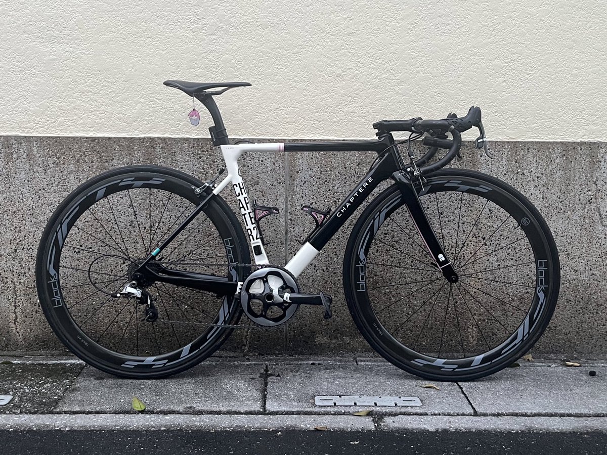 TM__UR's tweet photo. インナーも外れて多分今が1番軽い状態

ヘッドに傷入ったけどあんま目立たないし耐え https://t.co/AnL4K30mdX