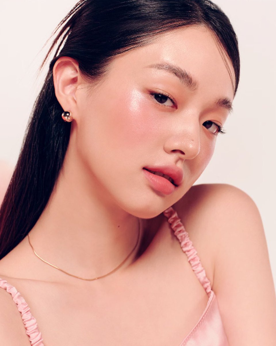 ☁ 𝐁𝐔𝐋𝐊𝐘 𝐌𝐀𝐓𝐓𝐄 𝐋𝐈𝐏𝐒𝐓𝐈𝐂𝐊 ☁️ 秋冬のムードを纏う