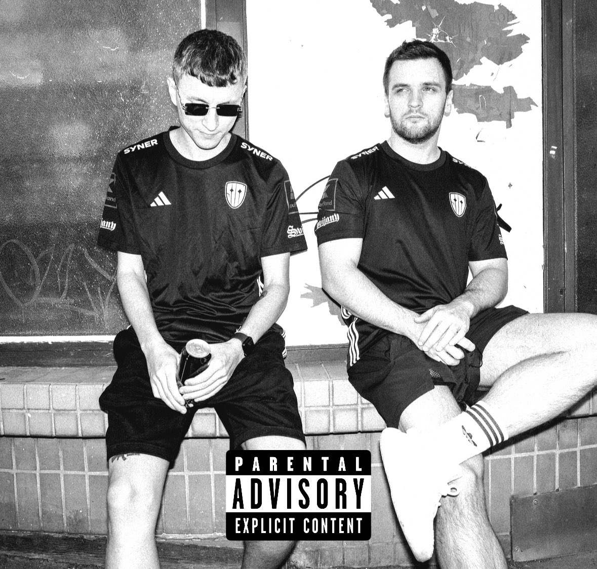 SINNERS_Esports's tweet photo. How would you name this album? 🥶 https://t.co/pZT3wzzzDK