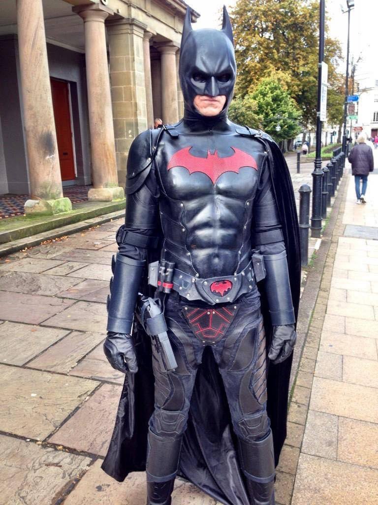 Leam Comic Con tweet media