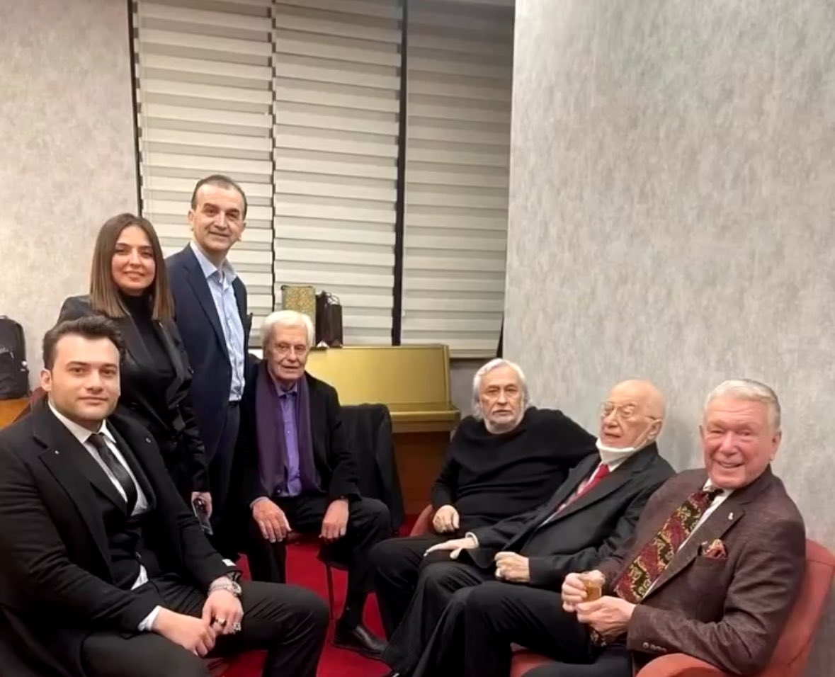 Sülemana tweet media
