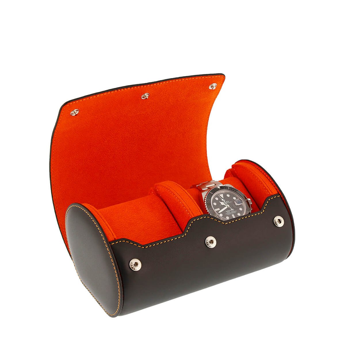 aevitas_uk's tweet image. Discover the Double Watch Roll Case in Premium Black Nappa Leather with Orange Lining by Aevitas. Perfect for watch lovers seeking style and protection. Store and travel with two watches in luxury for £159.95. #AevitasUK #WatchCase #LuxuryTravel aevitas-uk.co.uk/products/doubl…