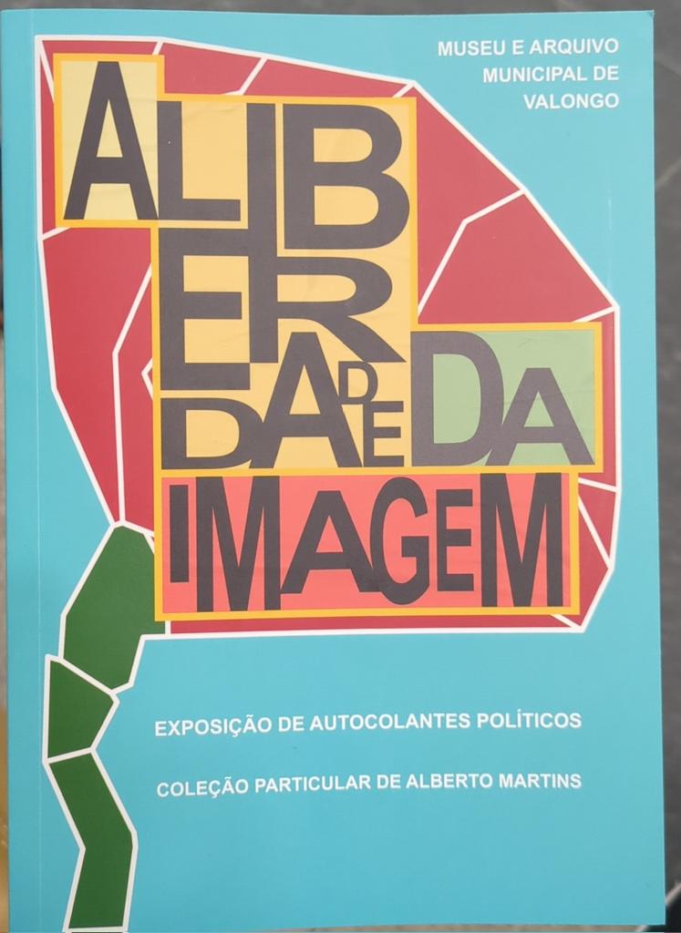 Ready for day 2 of #OIDPValongo2024! Took a quick stroll to explore Valongo &amp; *loved* the Museo Municipal exhibit on political stickers from the revolution. 🔥 Aaron Landsman and I are psyched for our workshop: 'Creative Designs for Participatory Democracy' 💪