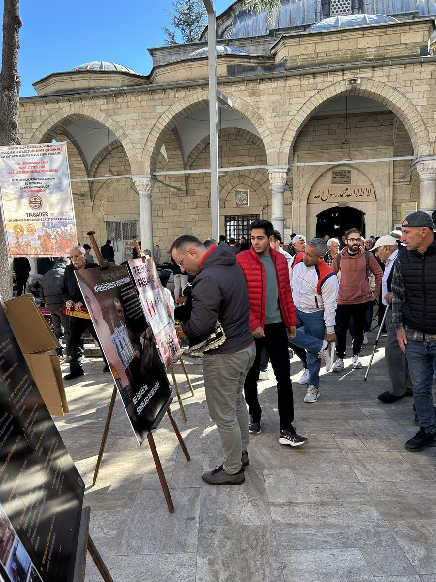 uniakisparta's tweet photo. 7 Ekim’den bu yana Filistin’de gerçekleştirilen saldırılarda hayatını kaybeden tüm kardeşlerimiz için sesimizi yükseltmeye devam ediyor ve #SayStop çağrımızı yeniliyoruz. 🇹🇷🇵🇸 https://t.co/t5xS4WmEBk