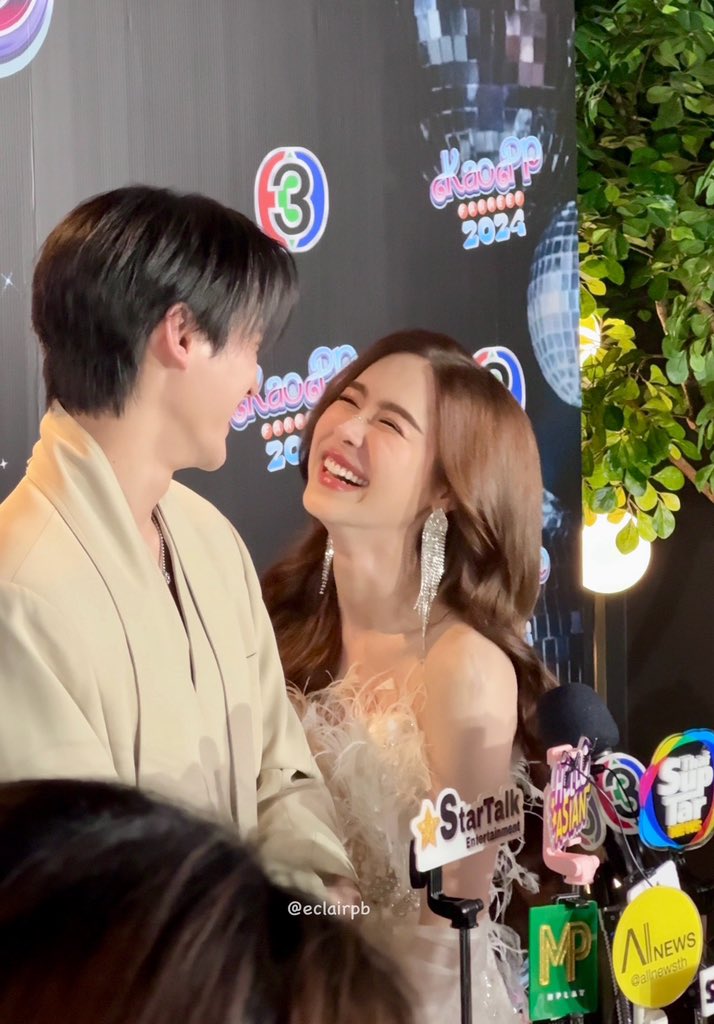 eclairpb's tweet photo. ถ้านี่เป็นพี่เก้านี่แก้งตายละ คนน้องยิ้มหวานขนาดนี้ พี่ทนได้ไงคะ🫠💓

KAOPP 1ST FAN MEETING
#KaoPP_RetroParty2024 https://t.co/yjGiW2bGLF