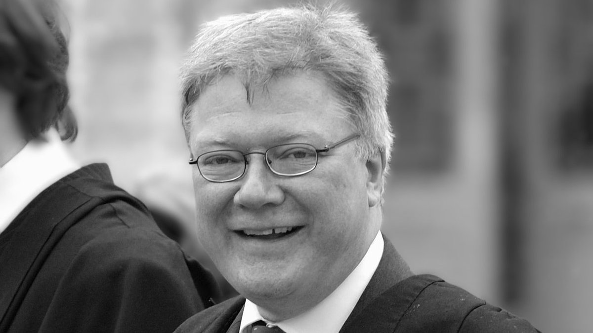 The Office of the Dean (@dean_kcl) on Twitter photo TONIGHT: Memorial Evensong to remember David Trendell (1964-2014) with <a href="/ChoirKCL/">The Choir of King's College London</a>
5.30pm, College Chapel (Strand)
Introit: Ego flos campi, Clemens non Papa
Responses: Trendell
Psalm: 139
Canticles: The Second Service, Byrd
Anthem: Faire is the heaven, Harris TONIGHT: Memorial Evensong to remember David Trendell (1964-2014) with <a href="/ChoirKCL/">The Choir of King's College London</a>
5.30pm, College Chapel (Strand)
Introit: Ego flos campi, Clemens non Papa
Responses: Trendell
Psalm: 139
Canticles: The Second Service, Byrd
Anthem: Faire is the heaven, Harris