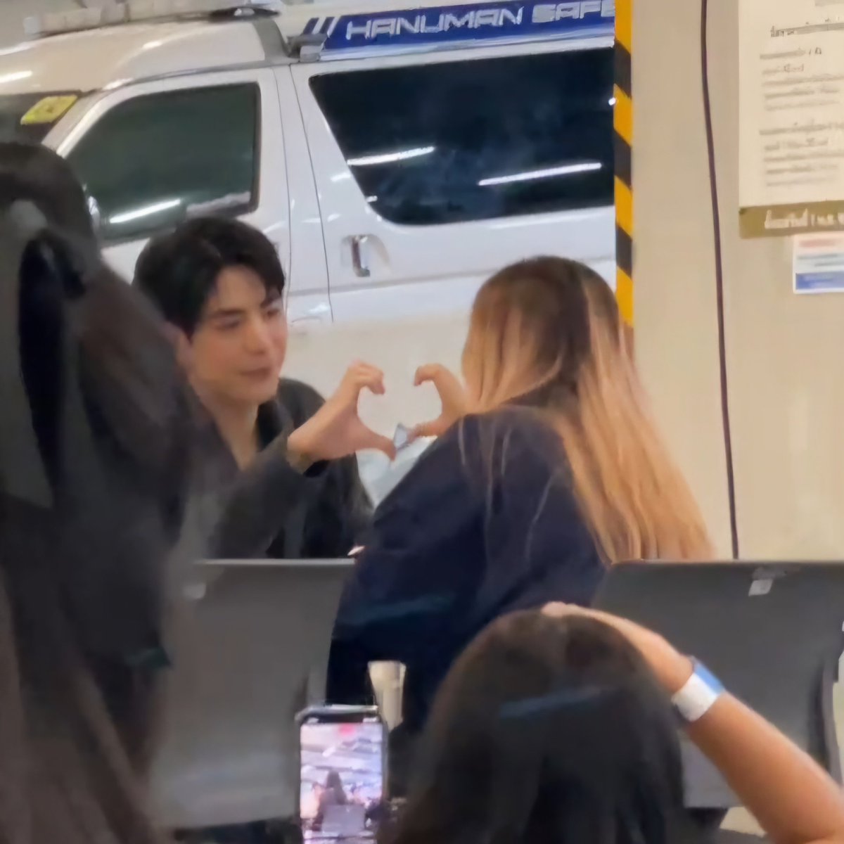 twenty-six tweet media