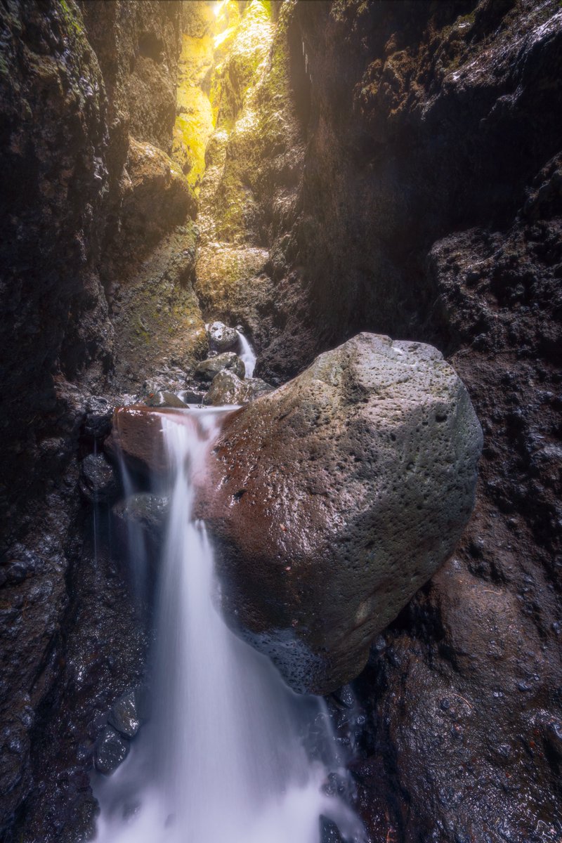 Ancora bellissimi scorci d'Islanda: Kirkjufell, Arnarstarpi e Rauðfeldsgjá Gorge.
DaveLuongo.ph utilizza l'obiettivo SIGMA 14mm F/1.4 DG DN | Art con attacco SONY E-MOUNT (disponibile anche con attacco L-Mount, per fotocamere Sigma, Leica e Panasonic).
#fotografia