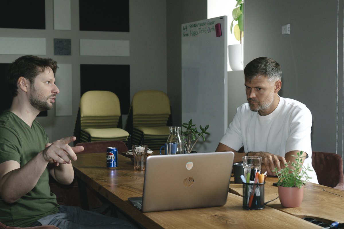 PracticaCapital's tweet image. Last week in #Riga was a blast! We hosted open office hours together with @StartinLV , where we had the chance to chat with some amazing Latvian #founders and dive into their ambitious ideas. 🇱🇻💡#startup #VentureCapital
