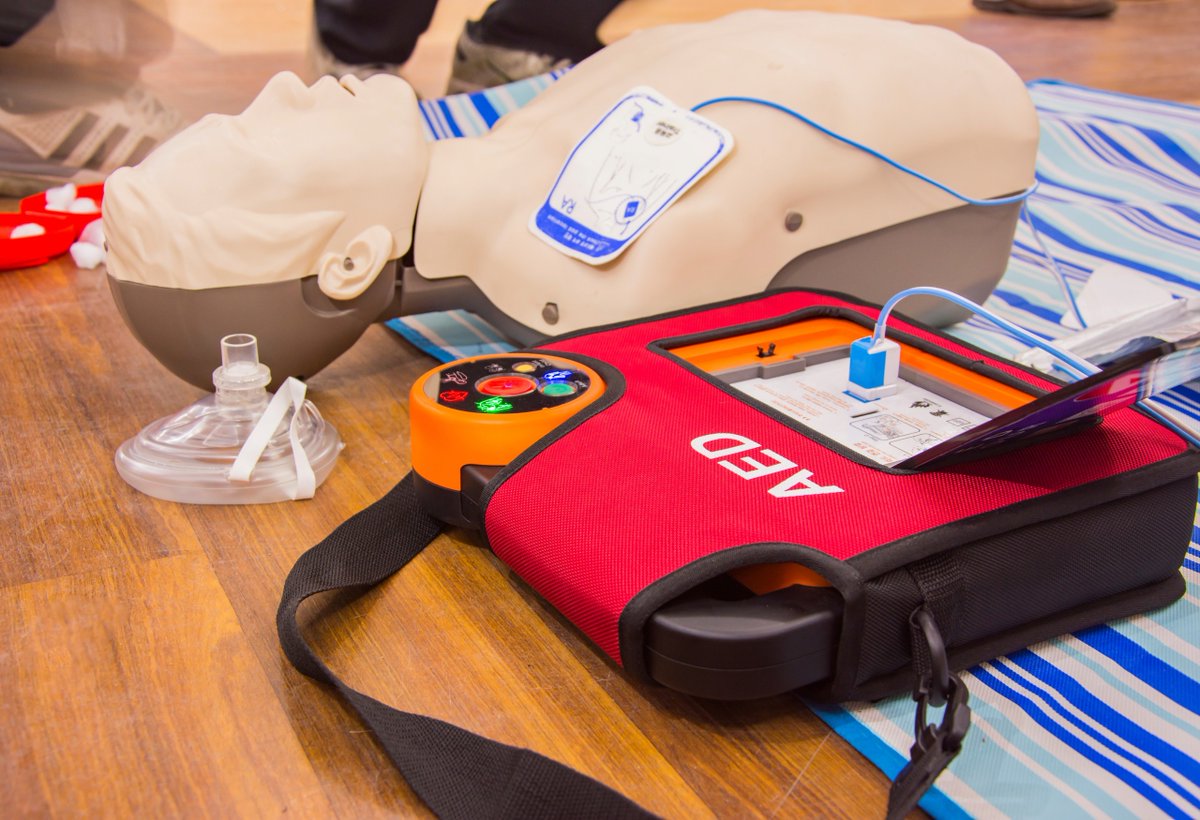 South Western Ambulance Service tweet media