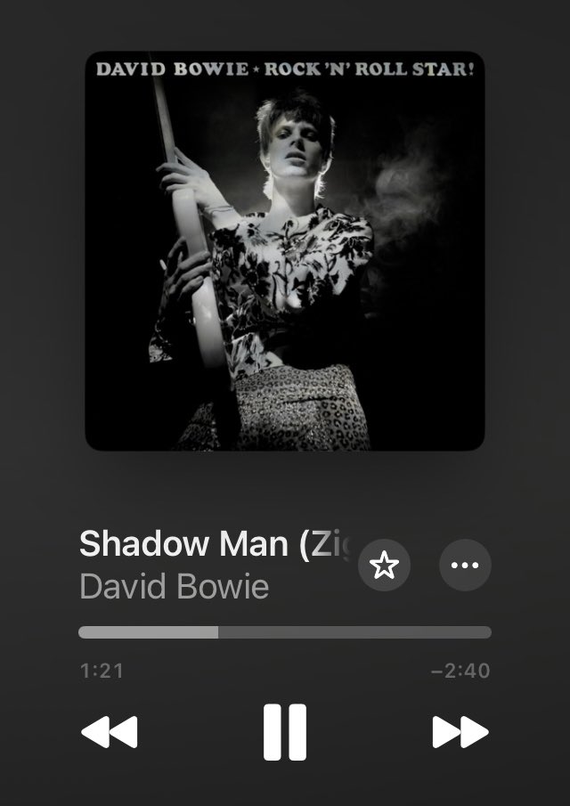 kumaichan901t's tweet photo. お疲れ金曜日！
お疲れ金曜日！！

華金だぁーー！！

お疲れ。

#DavidBowie 
#SweetHead 
#VelvetGoldmine 
#LookingForAFriend 
#ShadowMan 
#NowPlaying https://t.co/0GXS3GFeO3