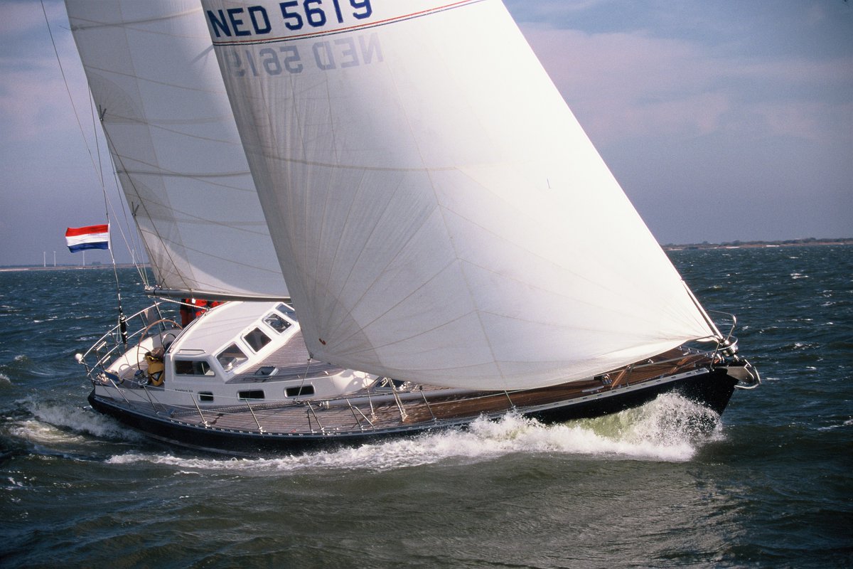 breehornbv's tweet photo. Het wordt steeds mooier op de Nederlandse wateren want we hebben een opdracht om nóg zo'n prachtige #breehorn 44 te bouwen voor oplevering in 2025. Deze breehorn  44 wordt opgeleverd in oktober 2025 🤩 https://t.co/NmstkToiBa