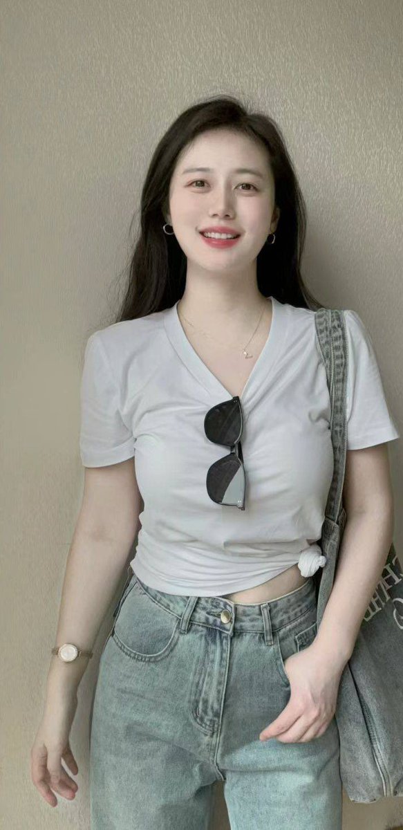 lilychang tweet media