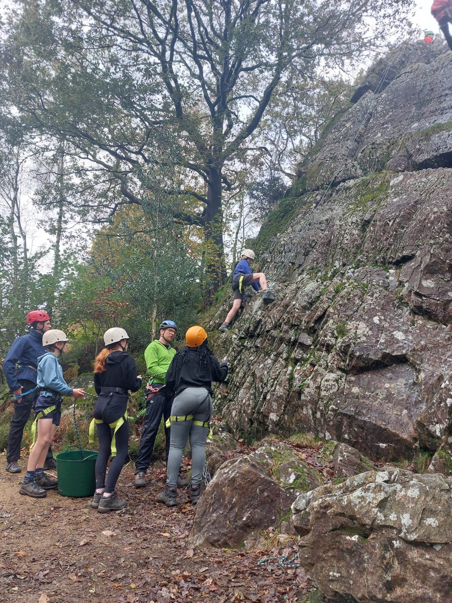 AHS Year 7 tweet media