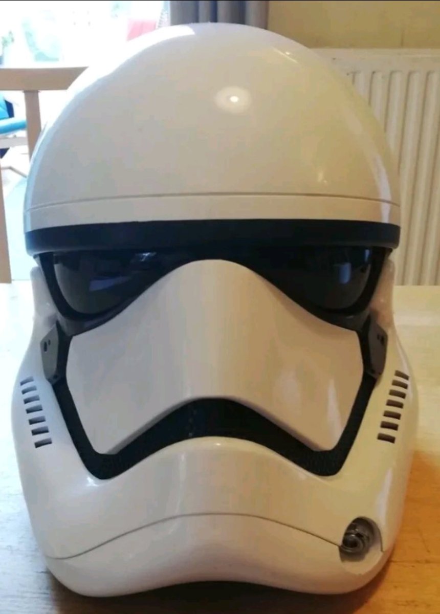 BenShoesmith1's tweet photo. @TWDCArchives Hi there! How can I get in contact with you in regards to an item in my collection? I have a First Order Stormtrooper that I'm trying to figure out history on as it is possible screen used or used in a Disney promotion. Many thanks! https://t.co/qNqAf1EiXQ