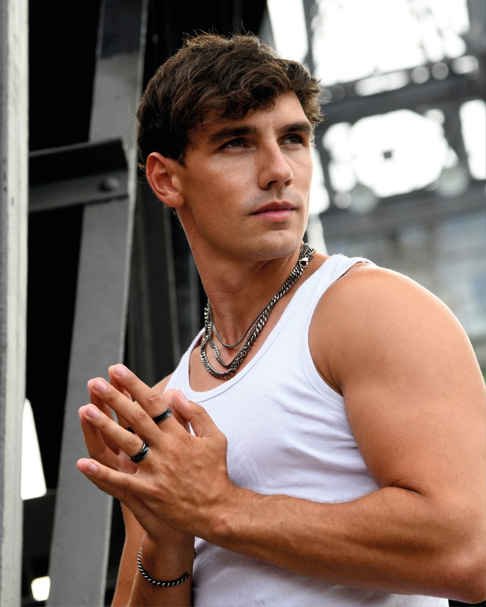 Ti2_Titanium's tweet image. This month only, we are giving Ti2 customers a massive 15% off all our chains. Just use 15OFFCHAIN on checkout! With 18 styles to choose from and your choice of length, there is a chain for every personality. ⛓

ti2titanium.com/chains