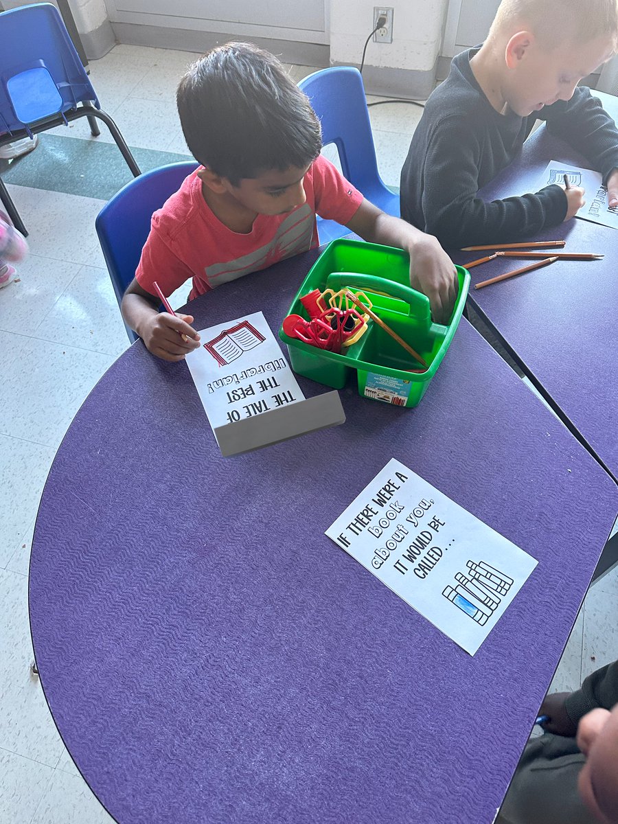 MrsLucas_OCT's tweet image. Happy #CanadianLibraryWorkersDay to our very own Mrs. Mac! Our Wonderful Ones truly enjoy your read alouds. #ocsbLiteracy @GShepherdOCSB