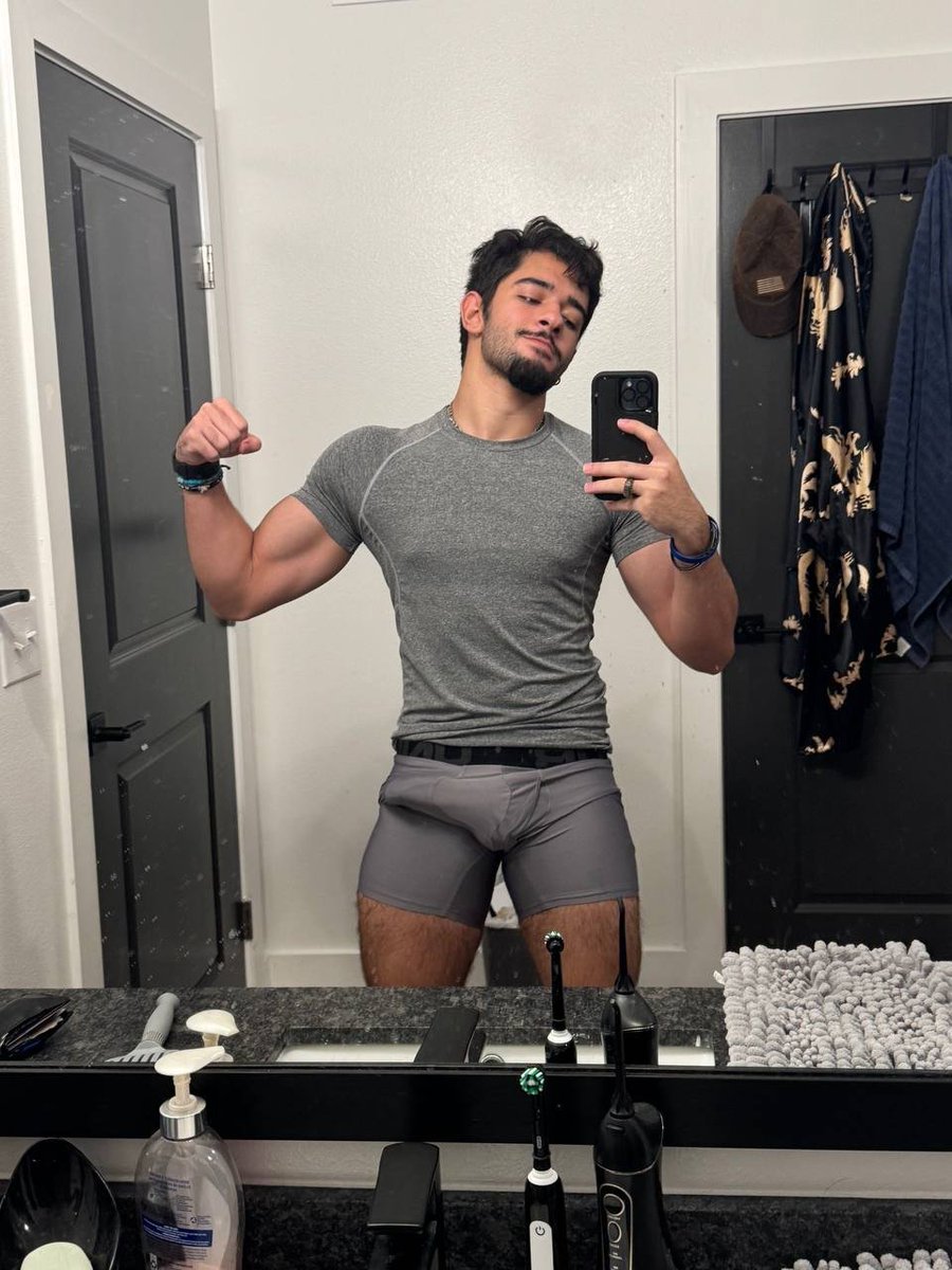 Andrew tweet media