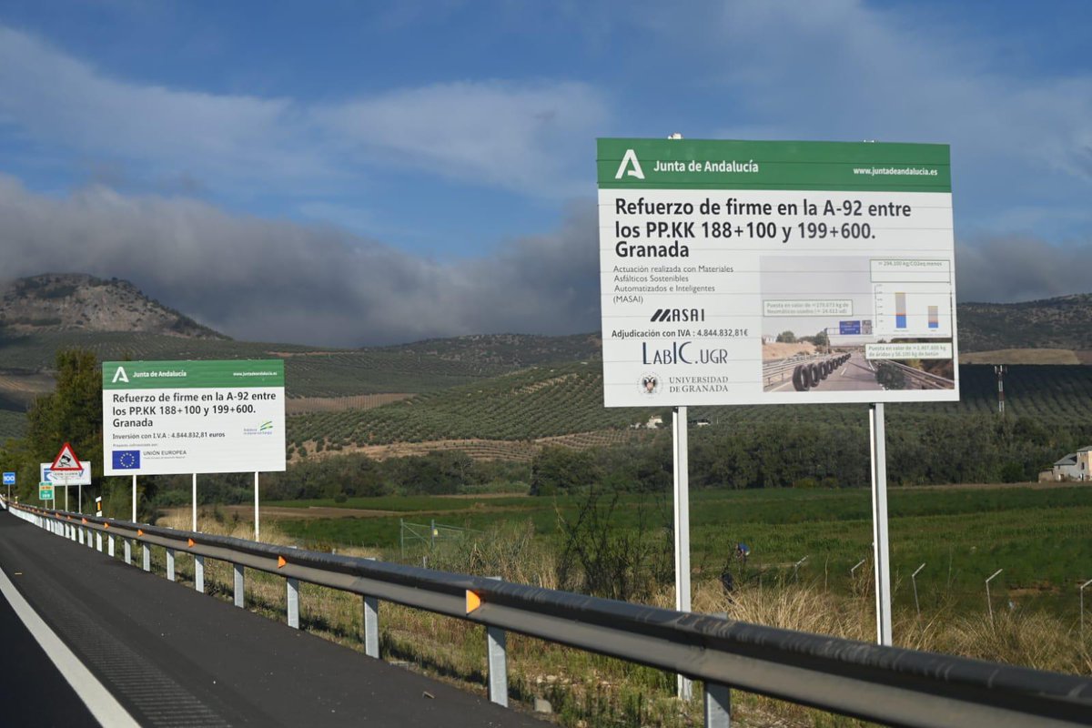Invertir en carreteras y mejorar la #seguridadvial es una de las prioridades del Gobierno de <a href="/JuanMa_Moreno/">Juanma Moreno</a>

Visitamos las obras de reparación del firme de la #A92 en la provincia de #Granada

Hemos destinado 16 M€ en el tramo Loja-Moraleda, donde se han usado materiales #Masai