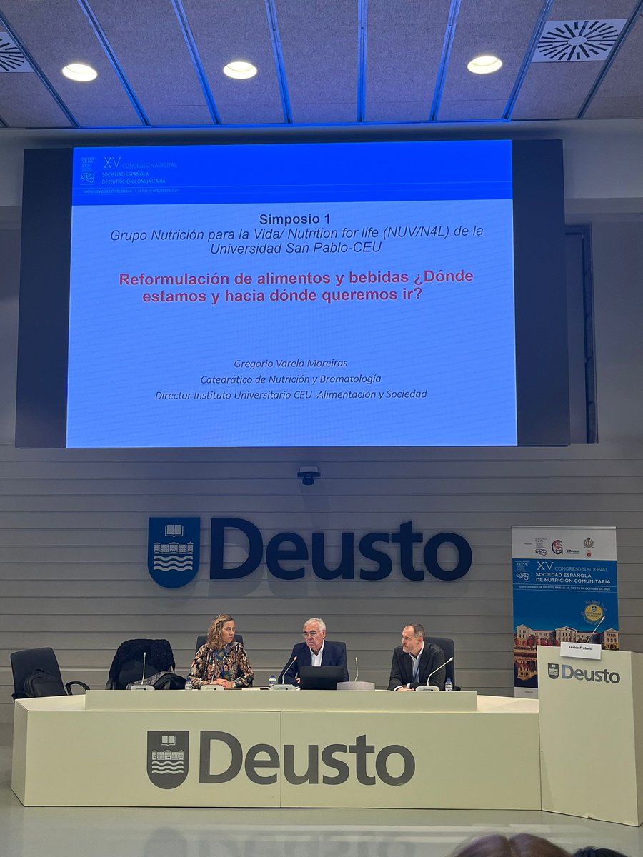 SENC_RENC's tweet photo. Arrancamos la jornada en el #XVCongresoSENC con el Simposio "Reformulación de alimentos y bebidas¿Donde estamos y hacia donde queremos ir? Organizado por @NutritionCEU https://t.co/jwEMNvmnEc